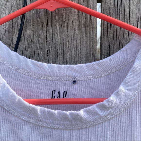 Gap White Ribbed High Neck Tank Top Sleeveless Size L - Picture 2 of 4